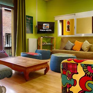 itaca-hostel.catalonia-hotels.com/